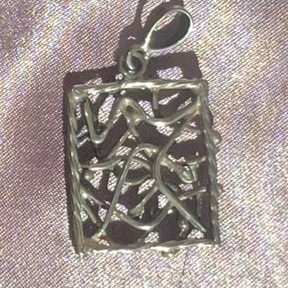 Sterling oxidized silver pendant - Picture 3 of 3